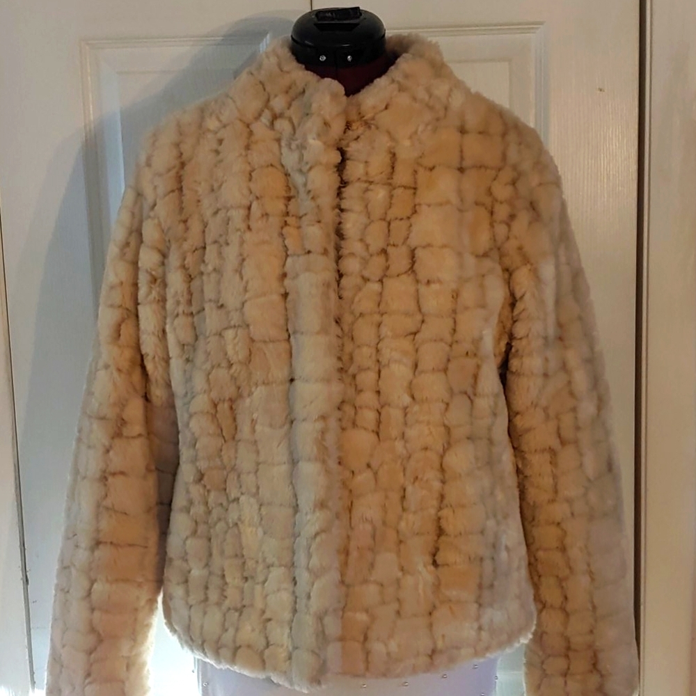 Vintage Feux Fur 100% Wool Coat by O'MME France